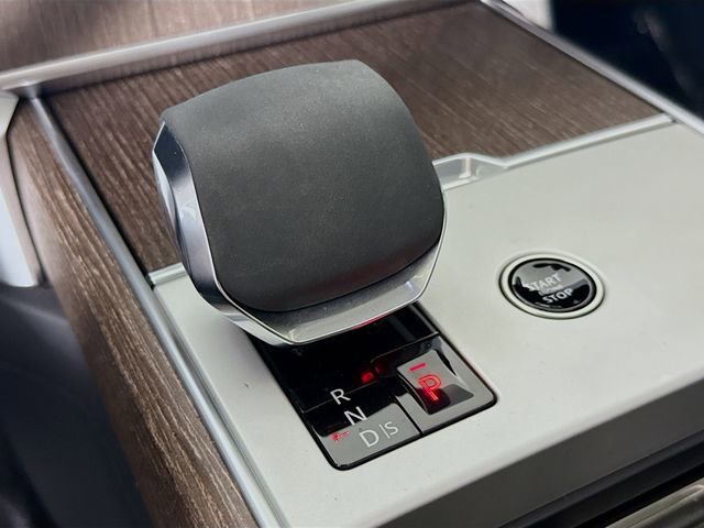 Certified 2024 Land Rover Range Rover SE AWD/4WD image 19