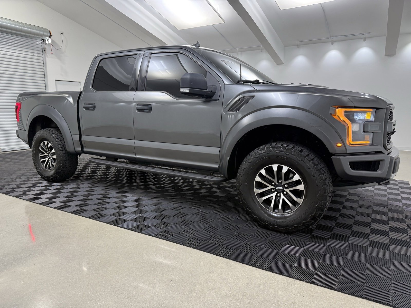 Used 2019 Ford F150 Raptor w/ Equipment Group 801A Mid
