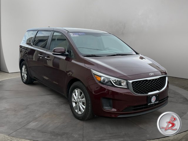 Used 2018 Kia Sedona LX FWD image 1
