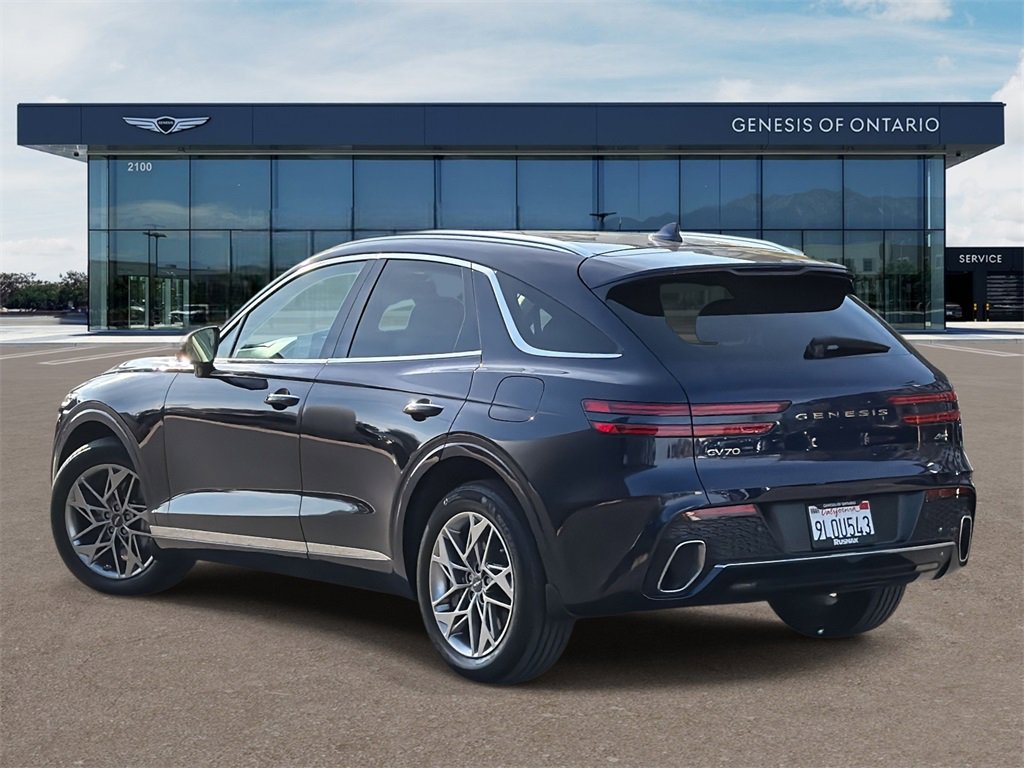 Used 2024 Genesis GV70 2.5T w/ Advanced Package image 2
