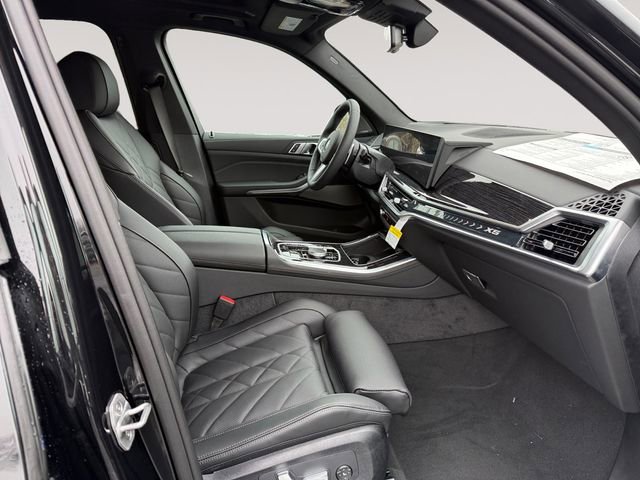 New 2026 BMW X5 xDrive40i w/ M Sport Package AWD/4WD image 15
