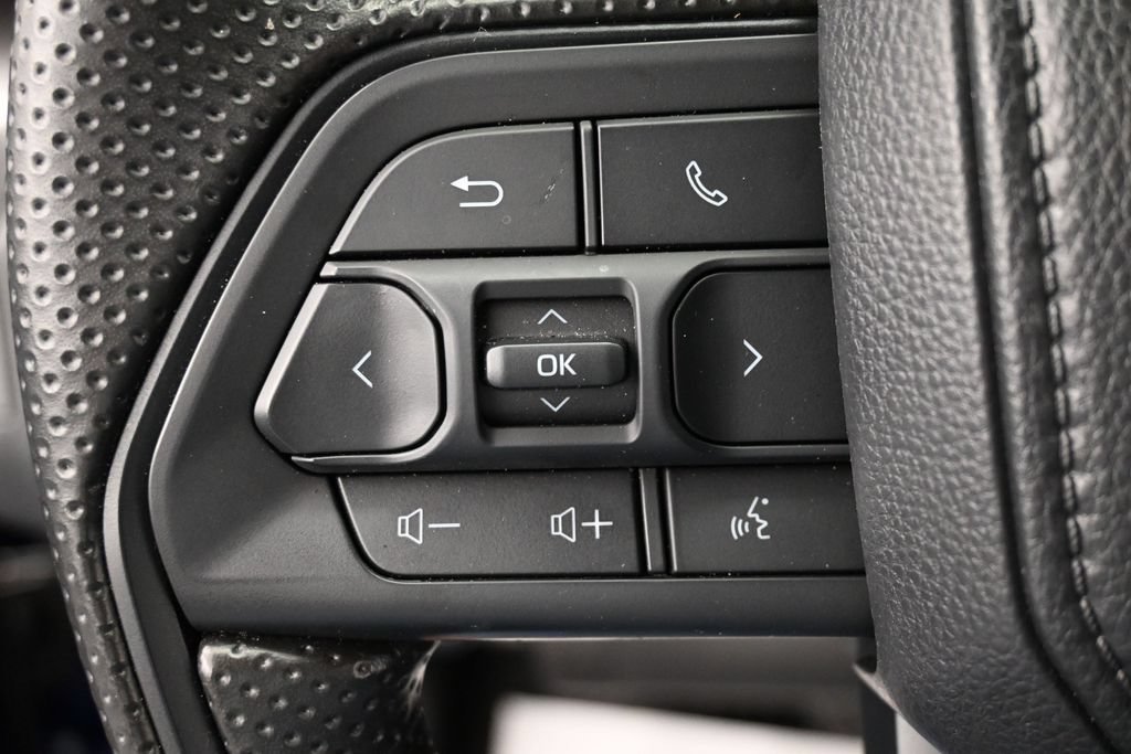 Used 2025 Toyota Tacoma SR5 RWD image 19