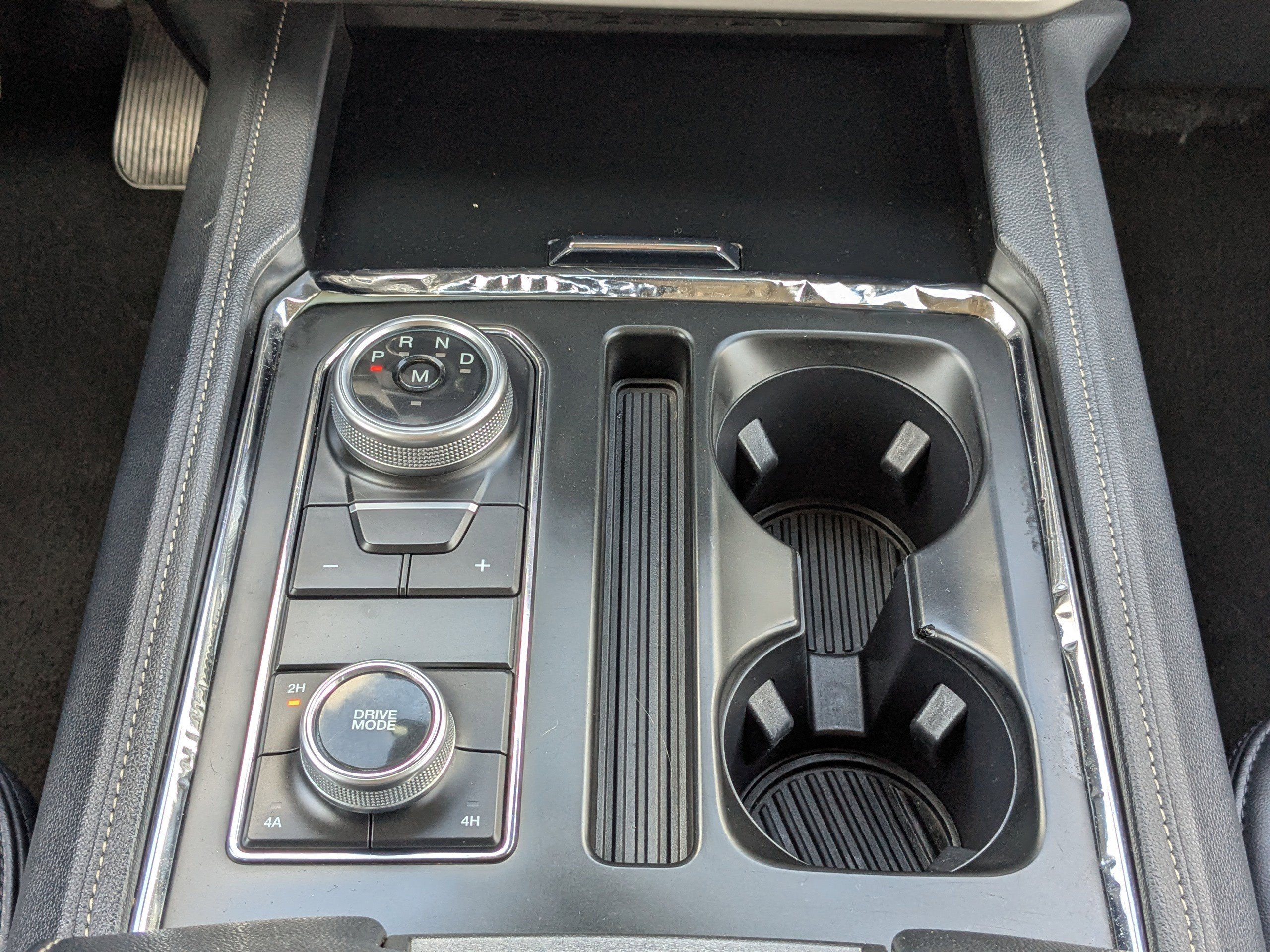 Used 2024 Ford Expedition Max XLT image 23