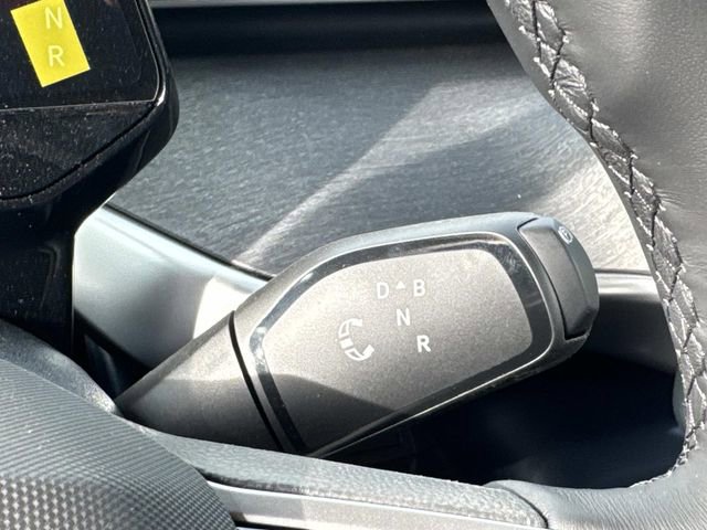 New 2025 Volkswagen ID. Buzz Pro S image 18