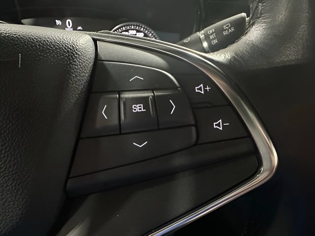 Used 2023 Cadillac XT5 Luxury FWD image 16