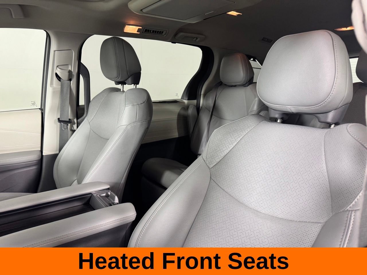 Used 2021 Toyota Sienna Limited FWD image 13