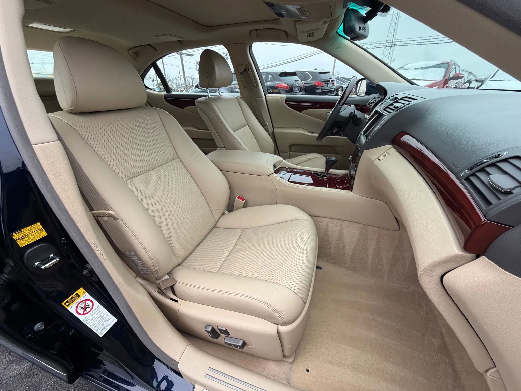 Used 2008 Lexus LS 460 L image 16
