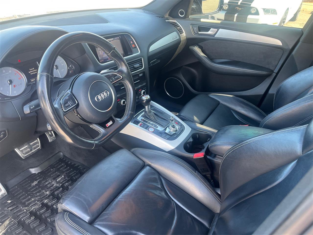 Used 2017 Audi SQ5 Premium Plus w/ Technology Package AWD/4WD image 9