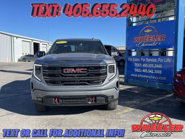 Used 2023 GMC Sierra 1500 AT4 w/ AT4 Premium Package image 4