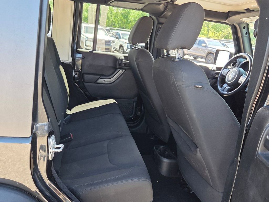 Used 2018 Jeep Wrangler Unlimited Sport S image 14