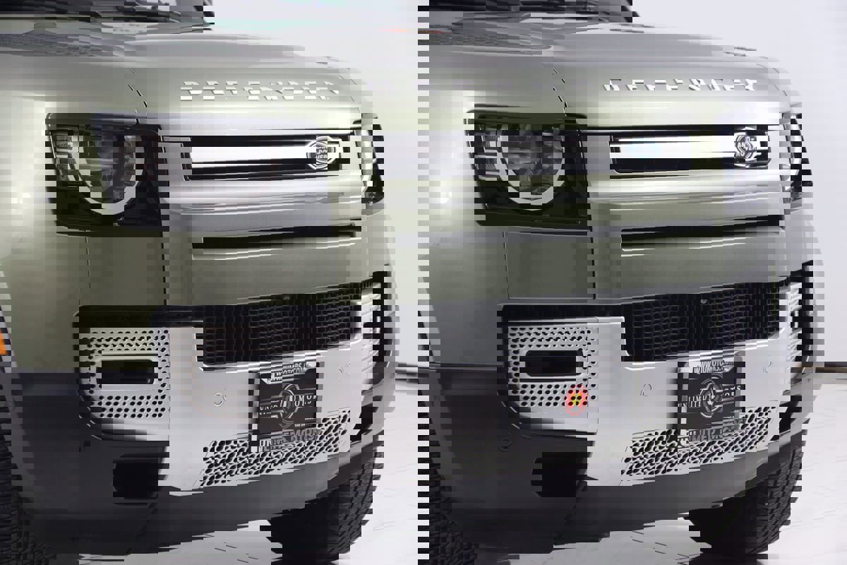 Used 2023 Land Rover Defender 110 S image 48