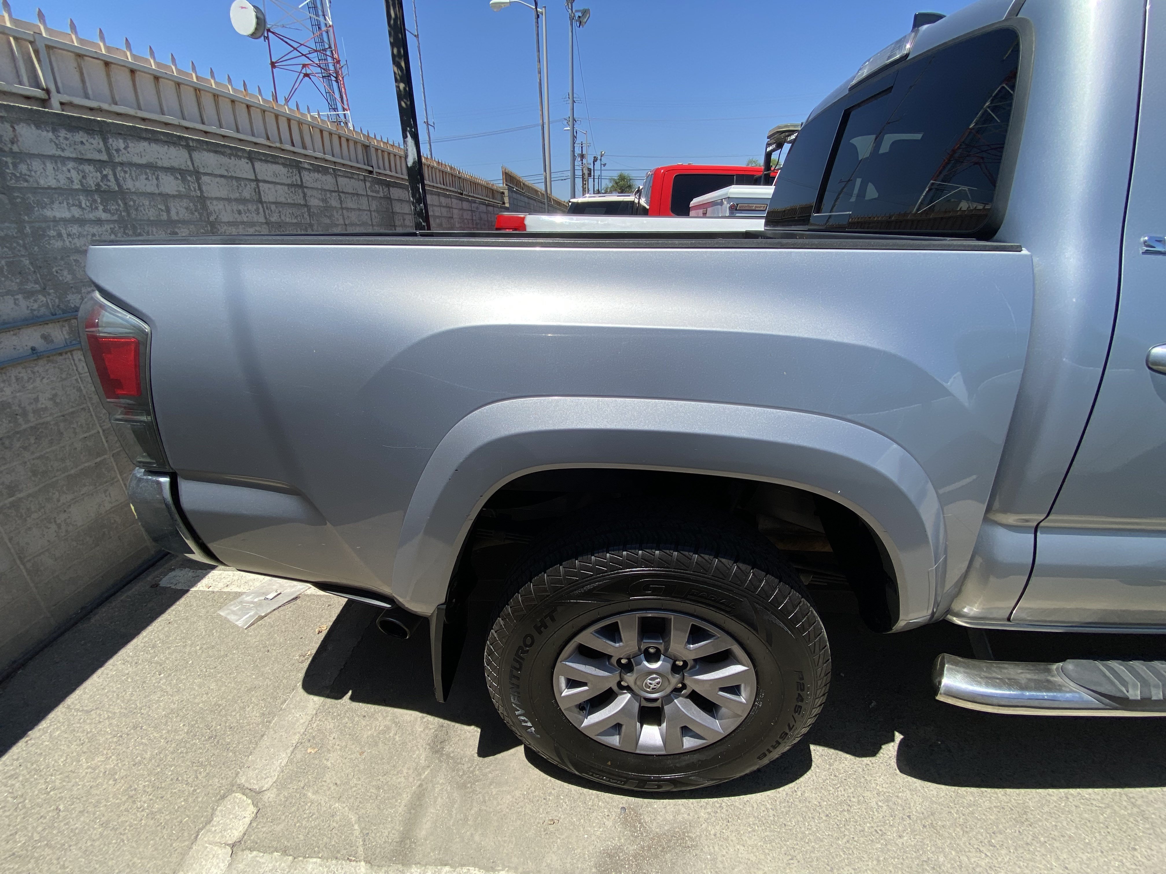 Used 2019 Toyota Tacoma SR5 RWD image 7