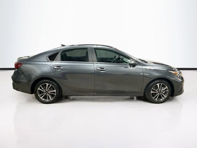 Used 2024 Kia Forte LXS image 8