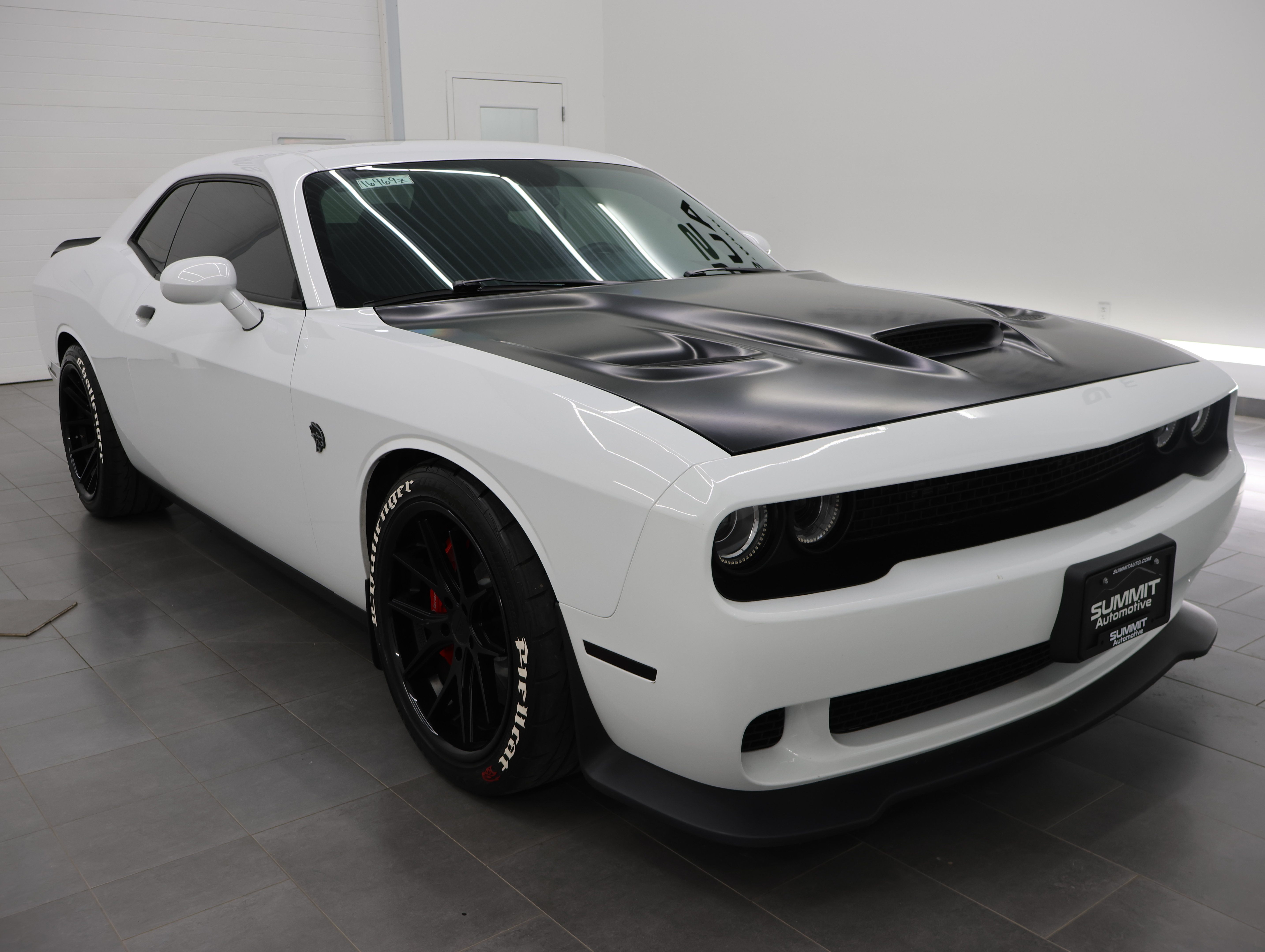 Used 2017 Dodge Challenger SRT Hellcat RWD image 2