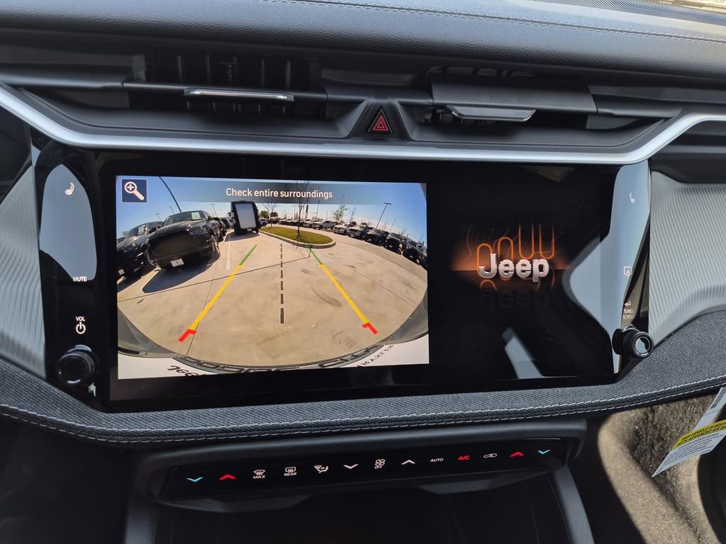 New 2026 Jeep Cherokee Laredo image 22