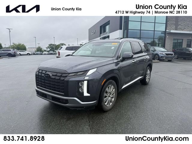 Used 2024 Hyundai Palisade SEL FWD image 1