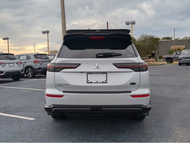 New 2025 Mitsubishi Outlander Trail Edition image 7