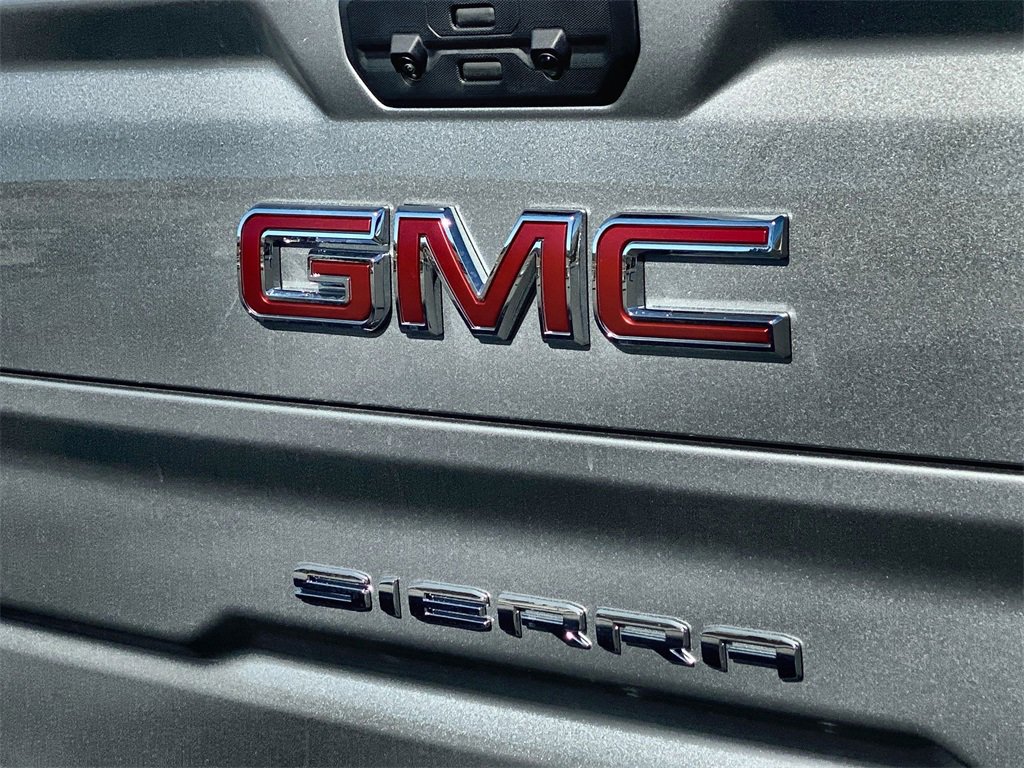 New 2026 GMC Sierra 1500 AT4X image 40