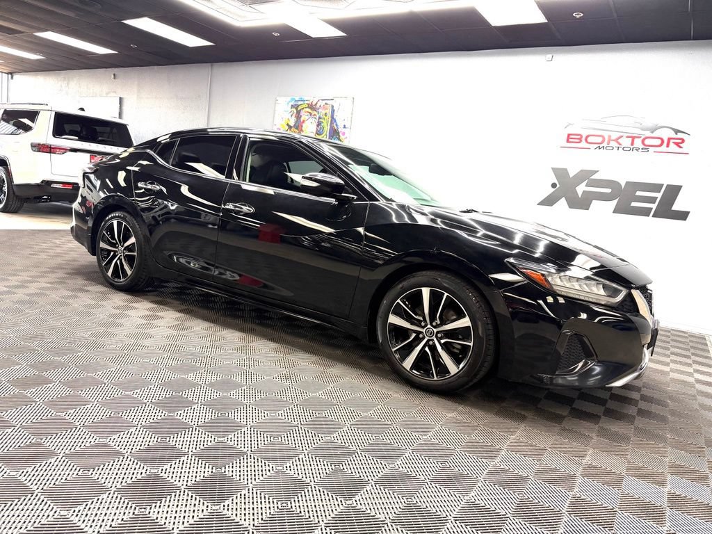 Used 2022 Nissan Maxima SV w/ Floor Mat Group FWD image 2