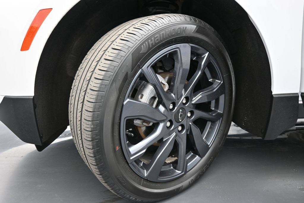 Used 2024 Chevrolet Equinox RS w/ RS Leather Package AWD/4WD image 16