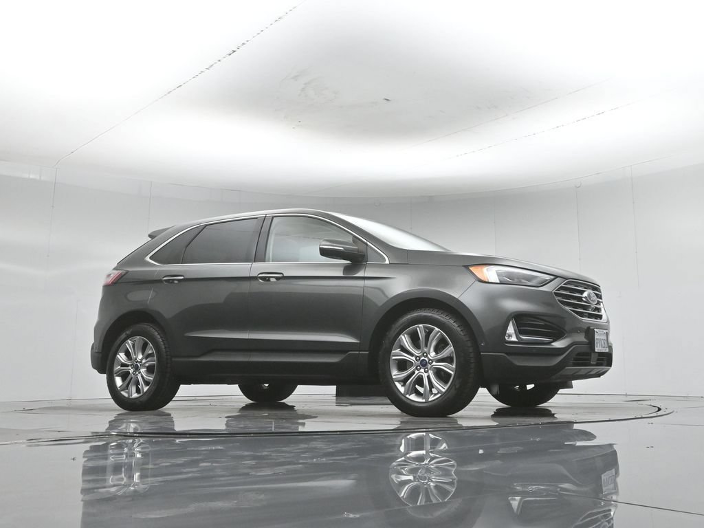 Used 2020 Ford Edge Titanium w/ Equipment Group 301A AWD/4WD image 4