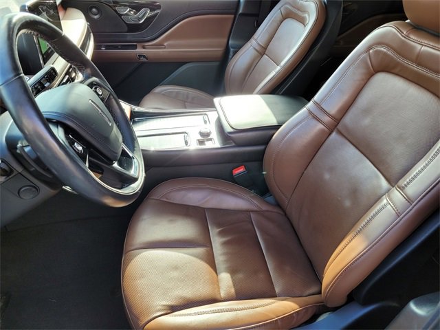 Certified 2022 Lincoln Aviator Reserve w/ Equipment Group 201A image 16