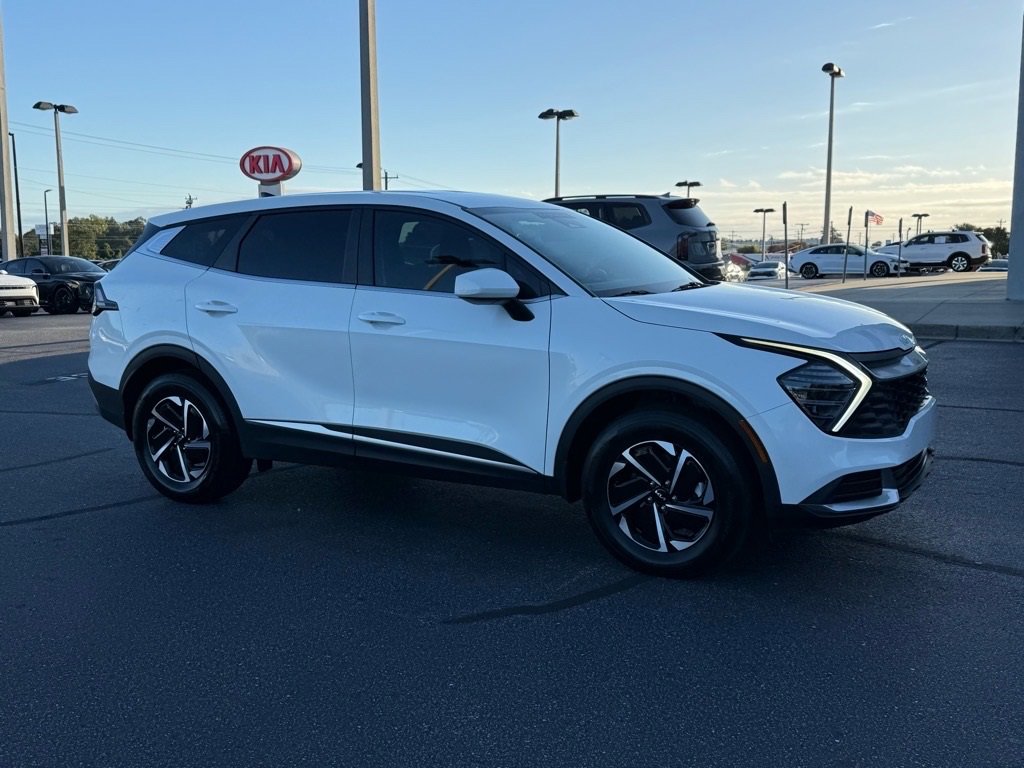 Used 2024 Kia Sportage LX