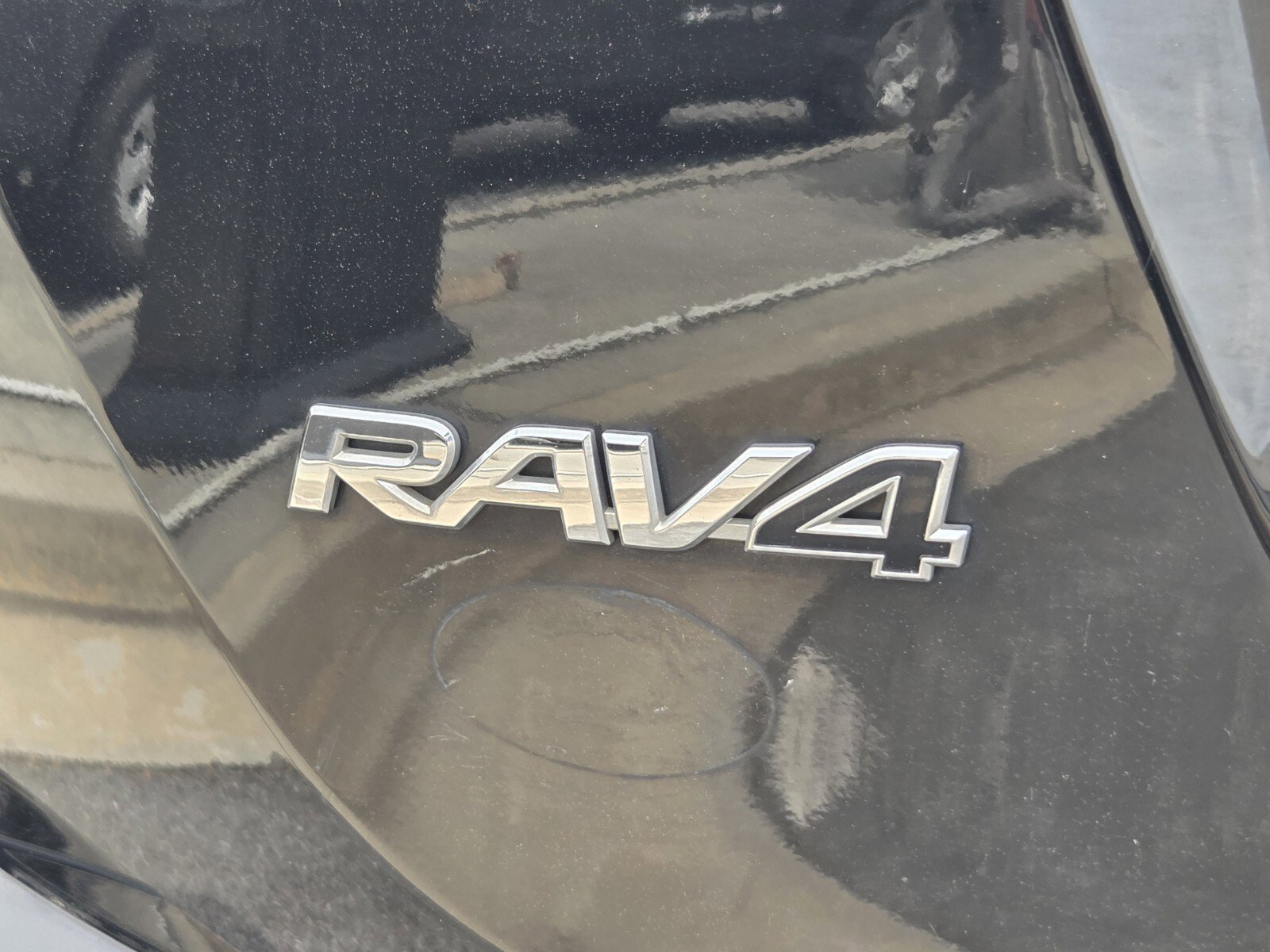 Used 2016 Toyota RAV4 XLE image 31