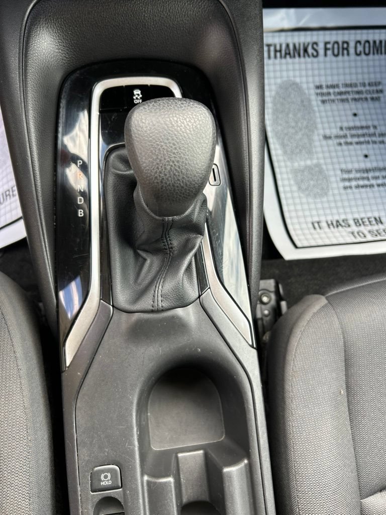 Used 2025 Toyota Corolla LE FWD image 30