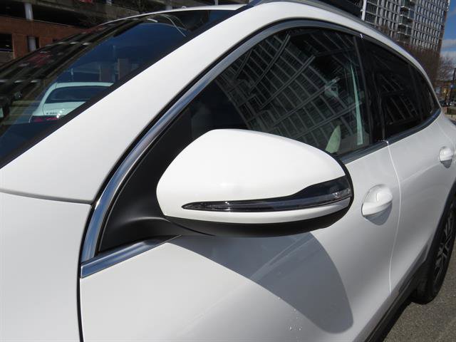 Used 2025 Mercedes-Benz GLA 250 4MATIC image 12