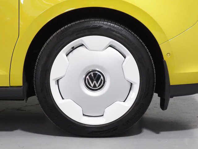 Used 2025 Volkswagen ID. Buzz 1st Edition image 50