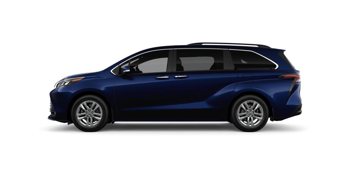 New 2026 Toyota Sienna XLE image 6