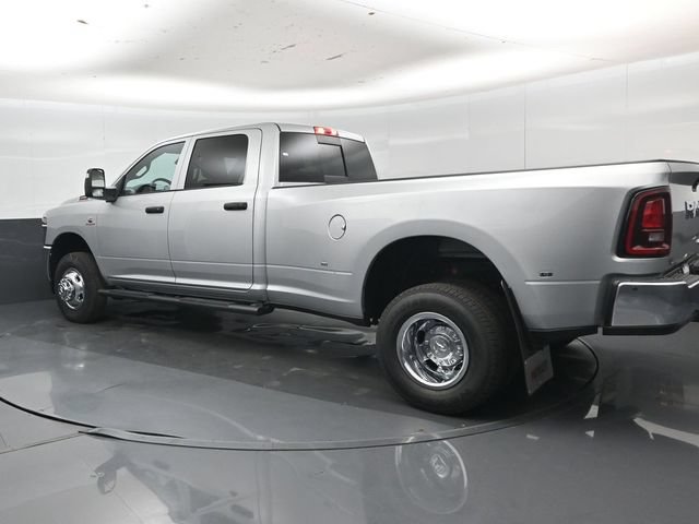 New 2026 RAM 3500 Tradesman AWD/4WD image 29