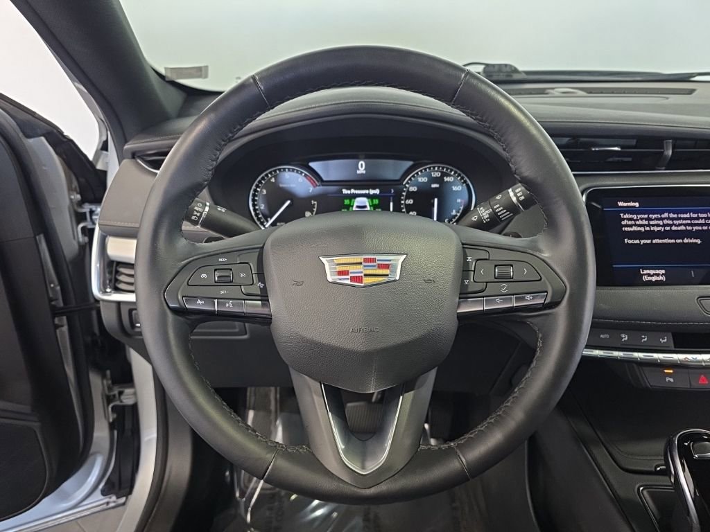 Used 2021 Cadillac XT4 Premium Luxury w/ LPO, Radiant Package image 13