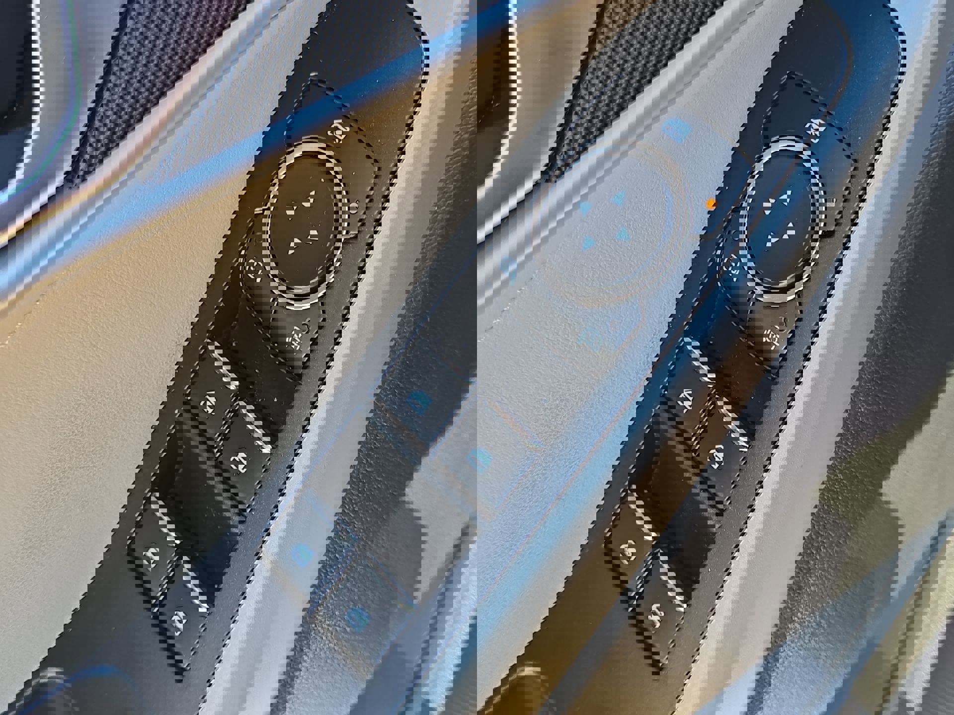 Used 2023 Ford Explorer XLT w/ Equipment Group 202A image 14