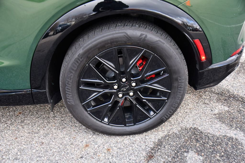 Used 2025 Ford Mustang Mach-E Premium w/ Sport Appearance Package image 21