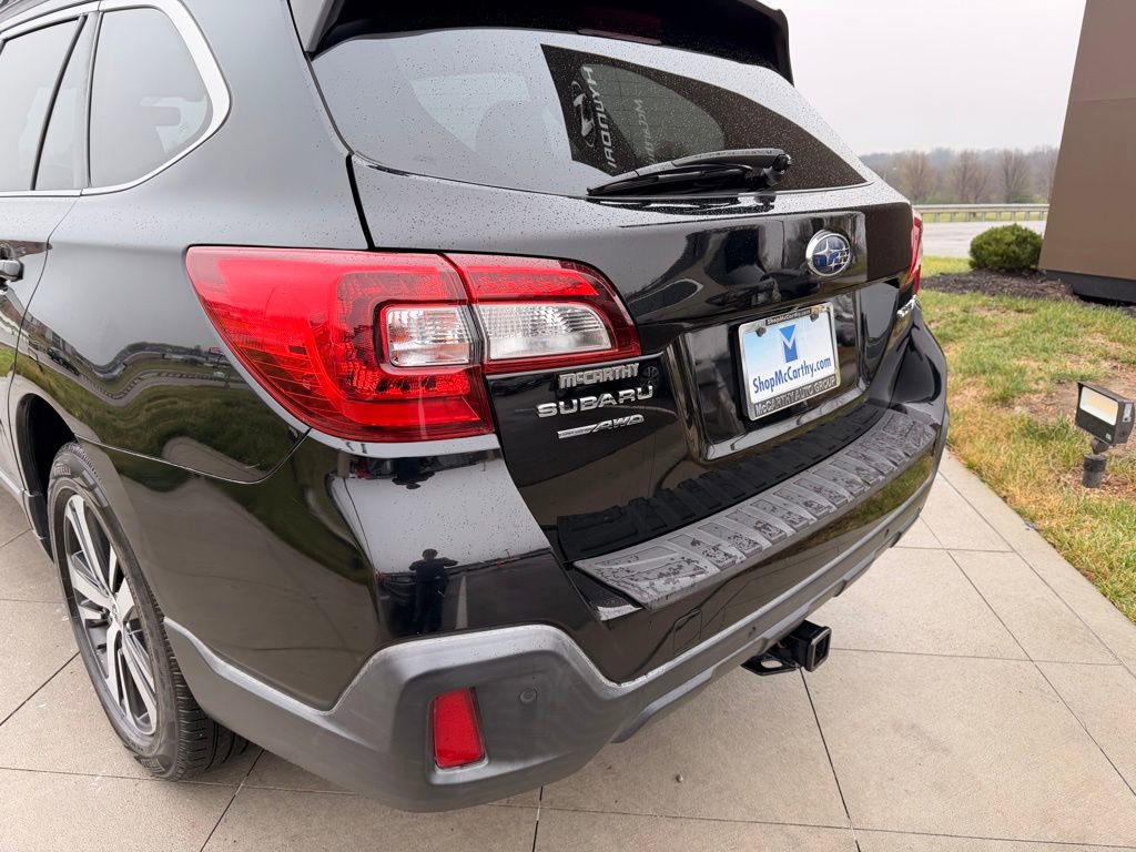 Used 2018 Subaru Outback 2.5i Limited AWD/4WD image 35