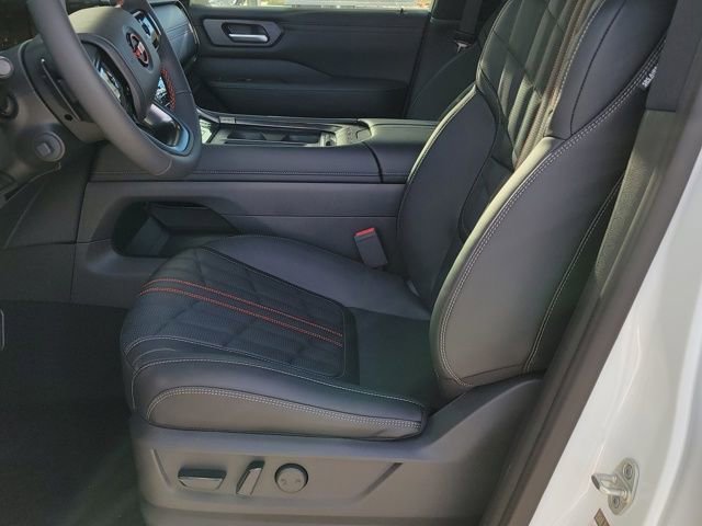 New 2026 Nissan Armada PRO-4X AWD/4WD image 6