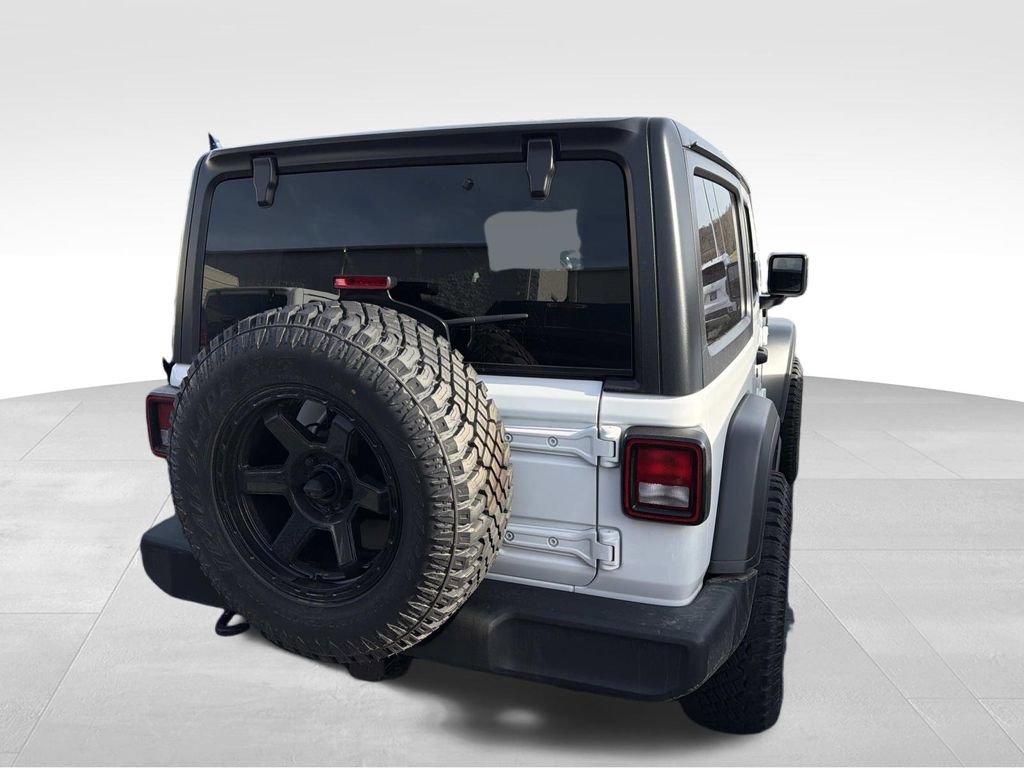 Used 2021 Jeep Wrangler Sport S image 3