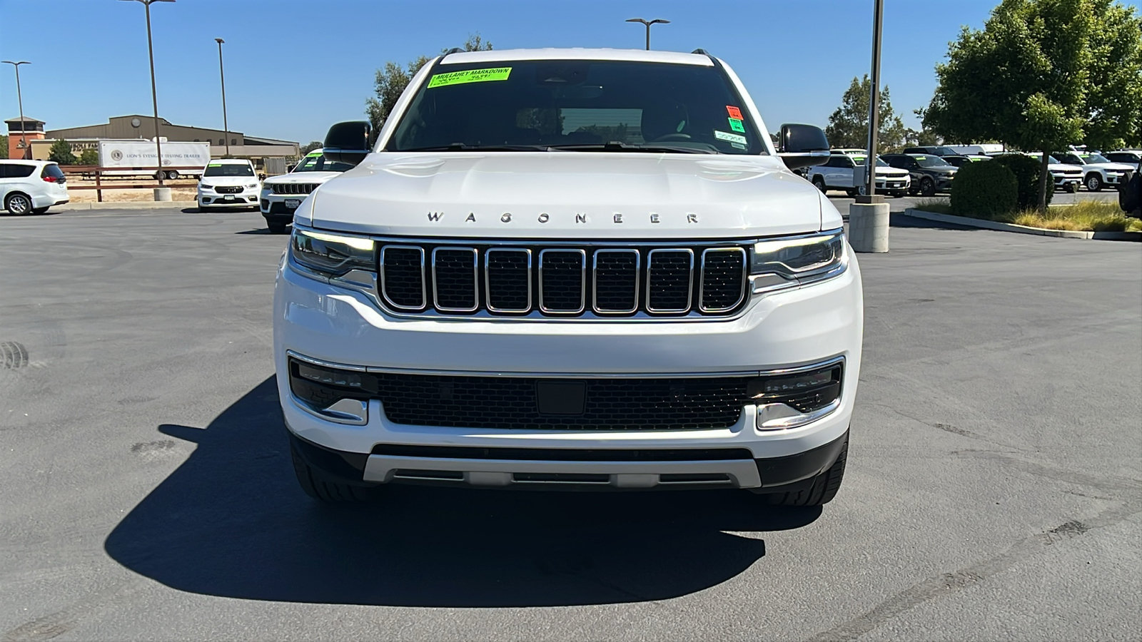 Used 2024 Jeep Wagoneer Series II AWD/4WD image 8