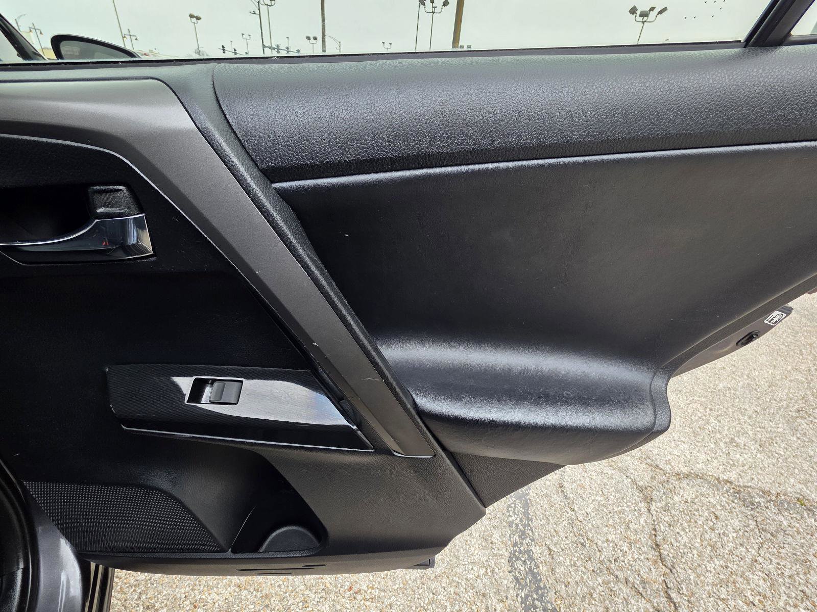 Used 2017 Toyota RAV4 SE w/ Power Special Value Package FWD image 33