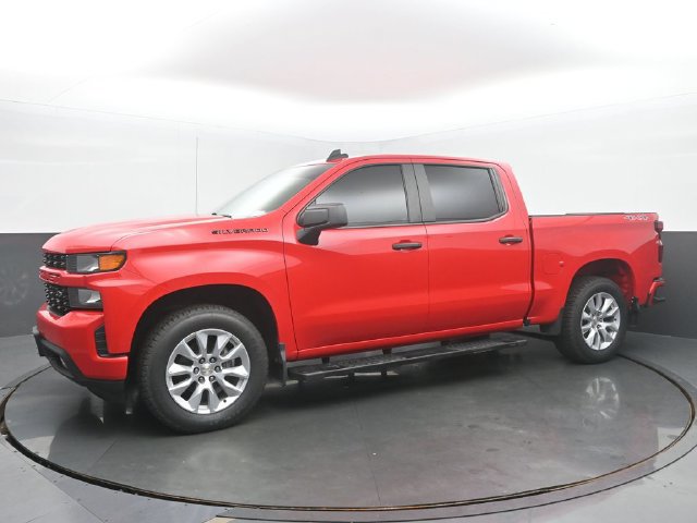 Used 2020 Chevrolet Silverado 1500 Custom w/ Custom Value Package AWD/4WD image 2