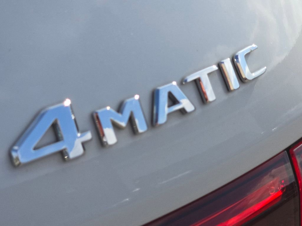 Used 2020 Mercedes-Benz GLB 250 4MATIC image 6