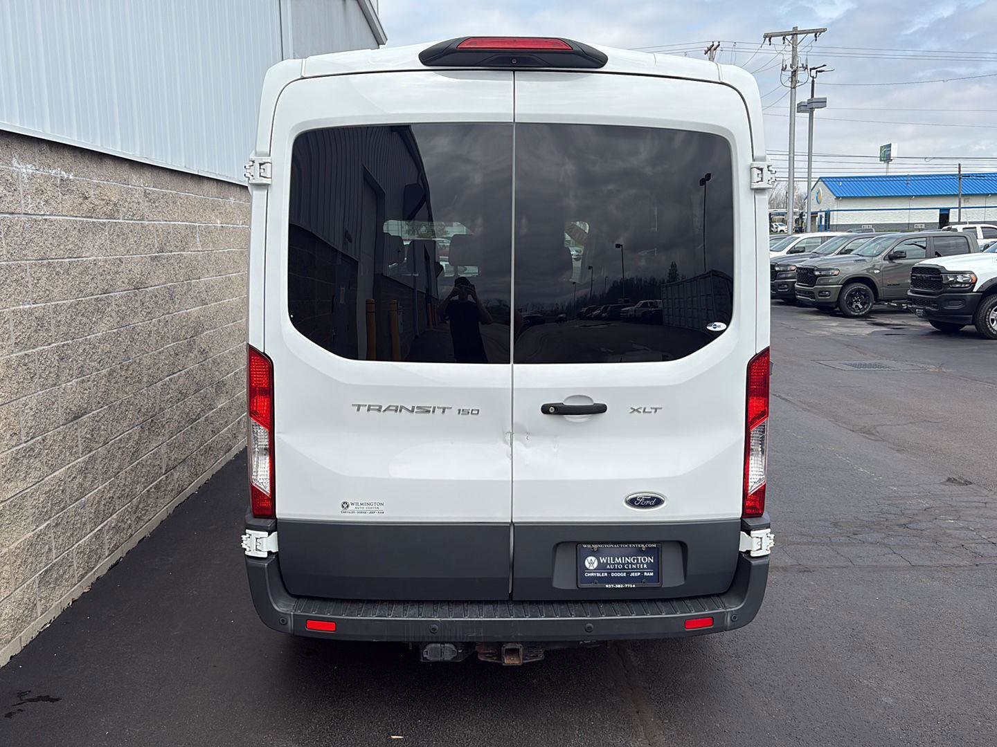 Used 2018 Ford Transit 150 XLT image 36