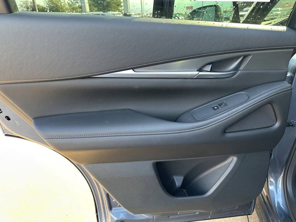 Used 2023 INFINITI QX60 Luxe image 12