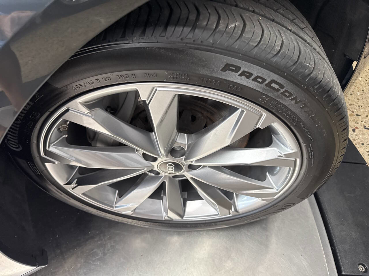 Used 2024 Audi A6 Premium Plus w/ Executive Package image 36