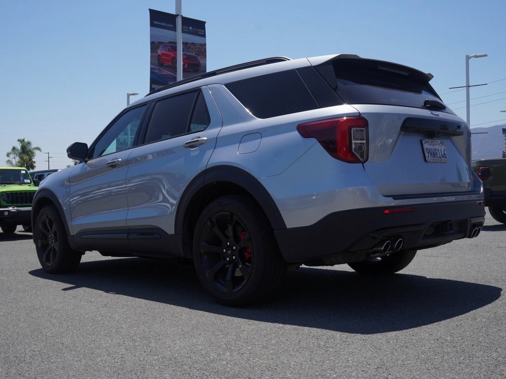 Used 2024 Ford Explorer ST-Line w/ Equipment Group 401A image 6