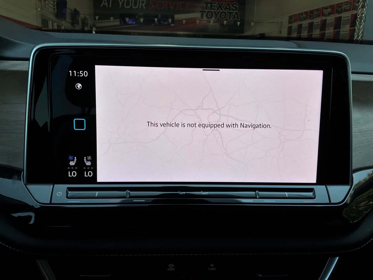 Used 2026 Volkswagen Atlas SE FWD image 35