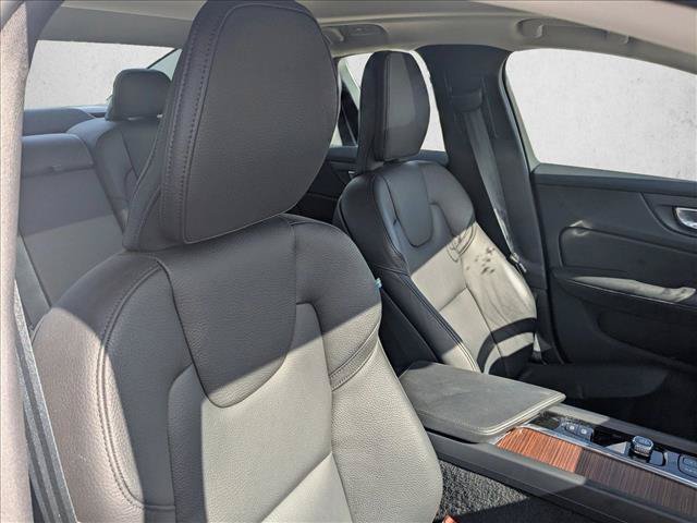 Used 2024 Volvo S60 B5 Plus FWD image 18