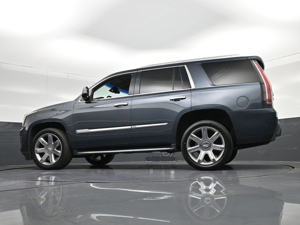 Used 2019 Cadillac Escalade Luxury RWD image 37